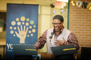 06172015_YouthLinkGraduation_EricaLoeksPhoto_0060